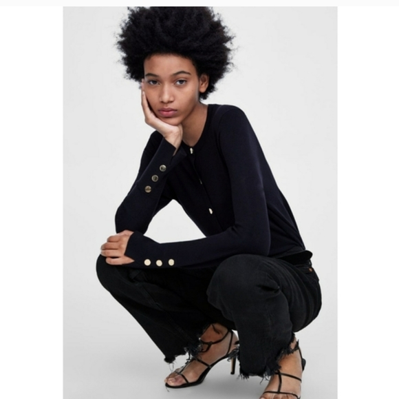 Zara Black Knit Crew Neck Sweater Wgold 